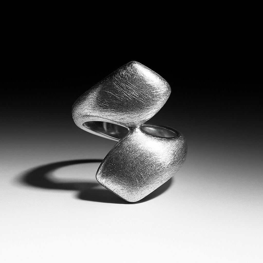 MUSE sculptural ring - Silver