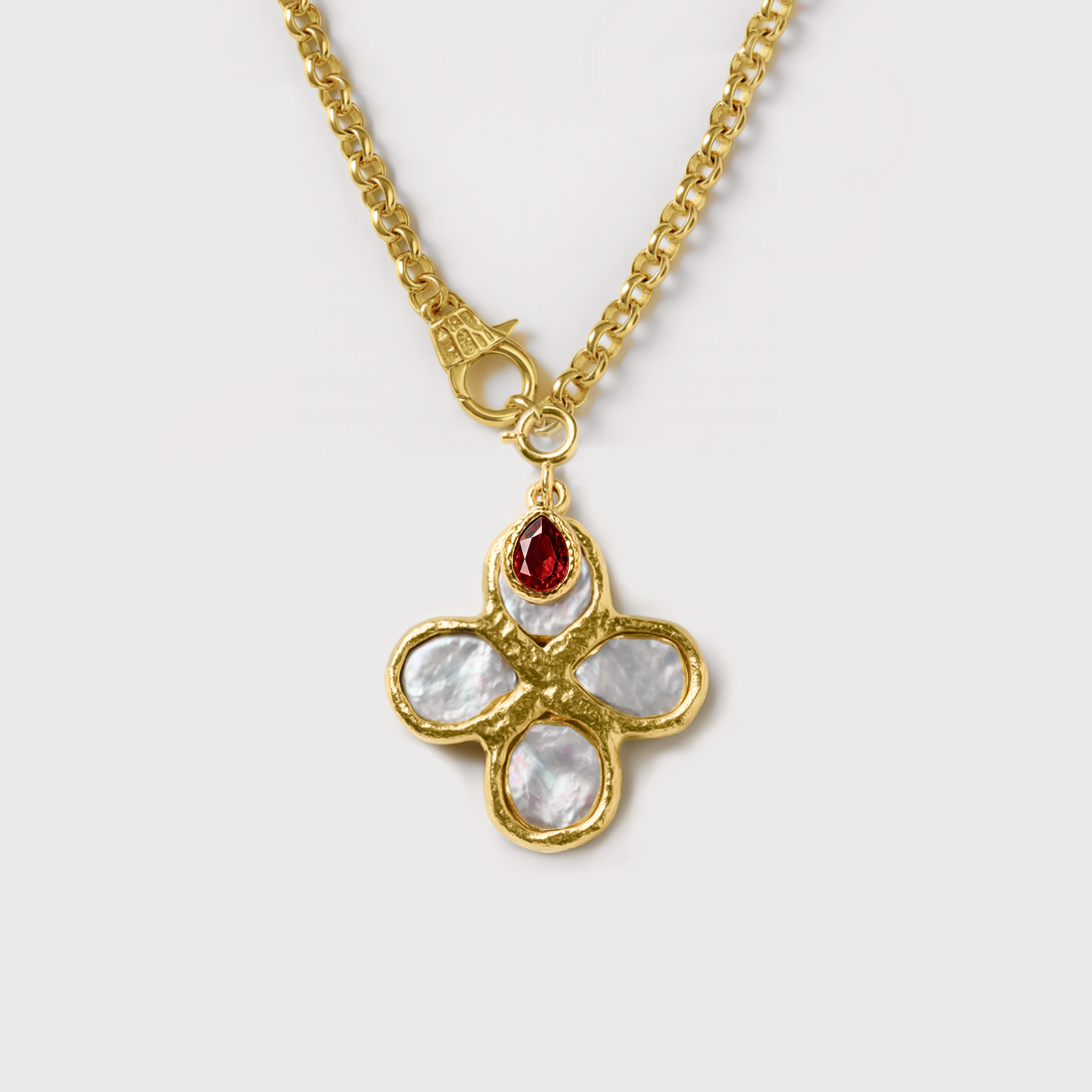 The One Necklace Trick That Makes Every Outfit Look More Put Together