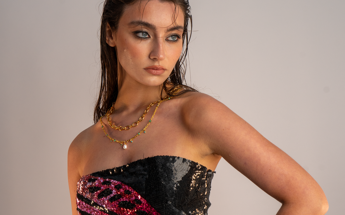 Why Layering Different Necklace Lengths Works So Well