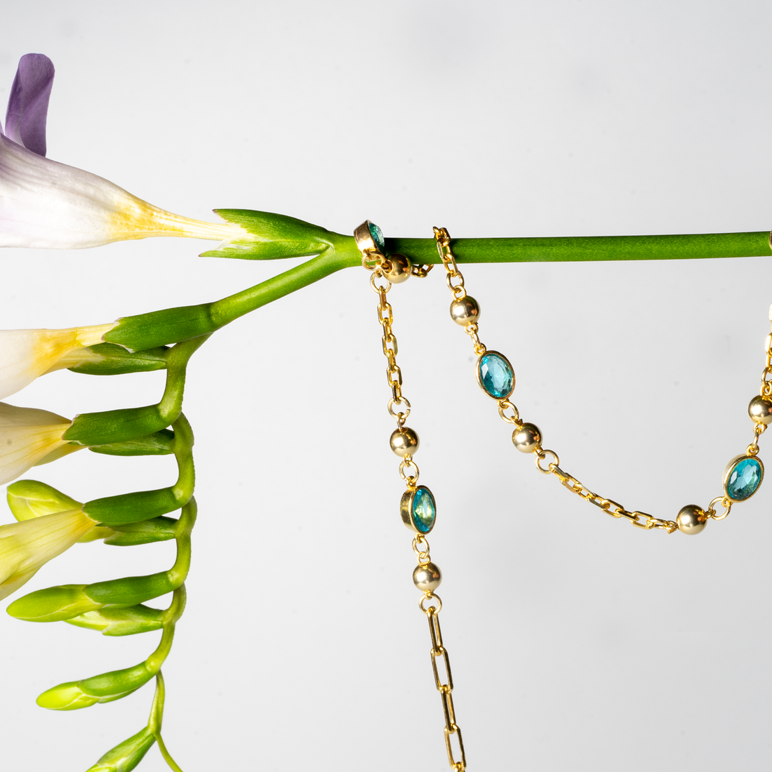 Why Layered Necklaces Always Look Effortless