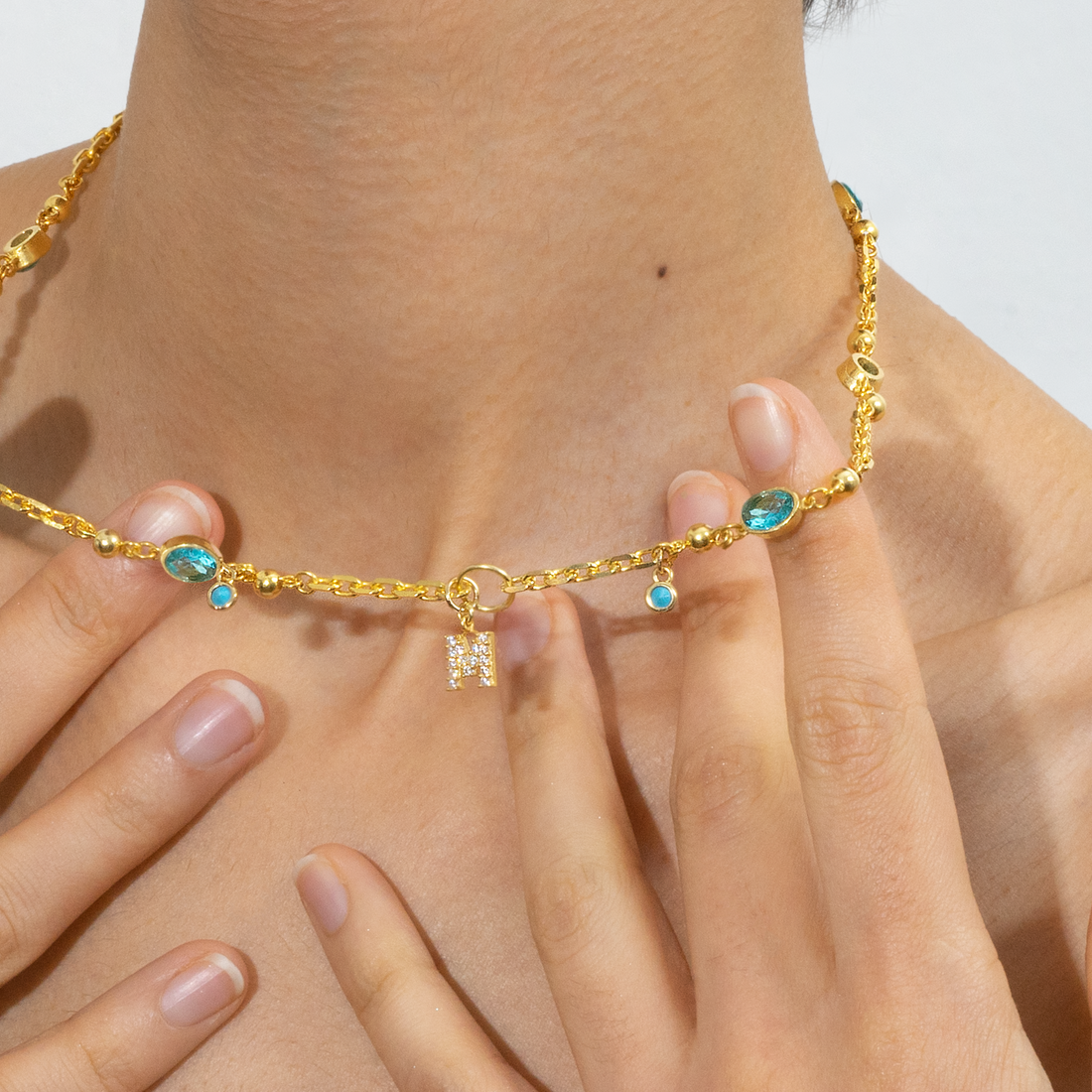 What Is a Charm Necklace? A Beginner's Guide