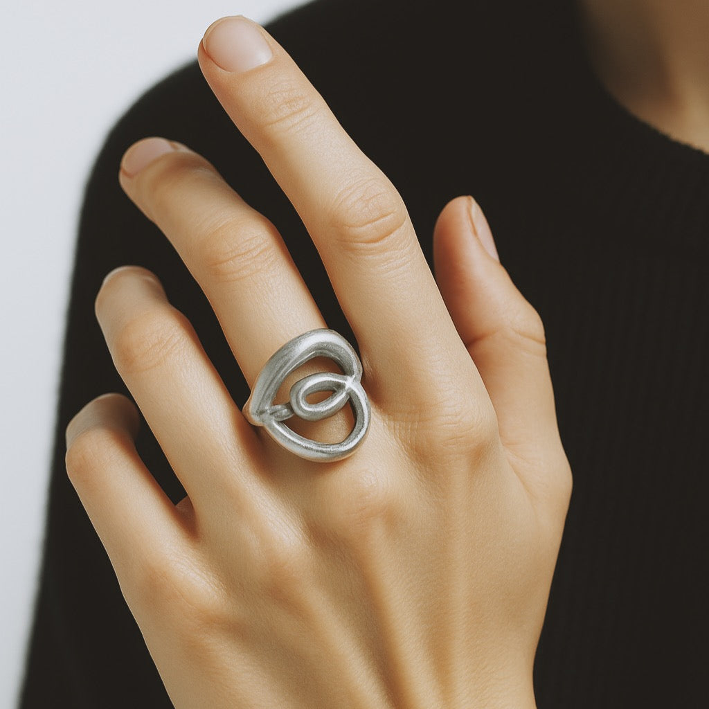 LOOP sculptural ring - Silver