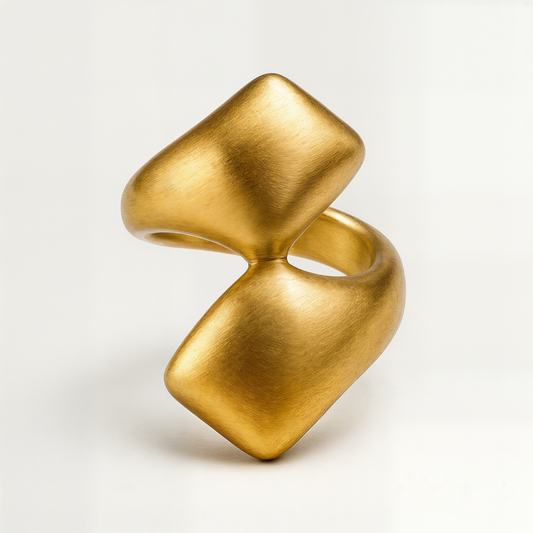 MUSE sculptural ring - Gold