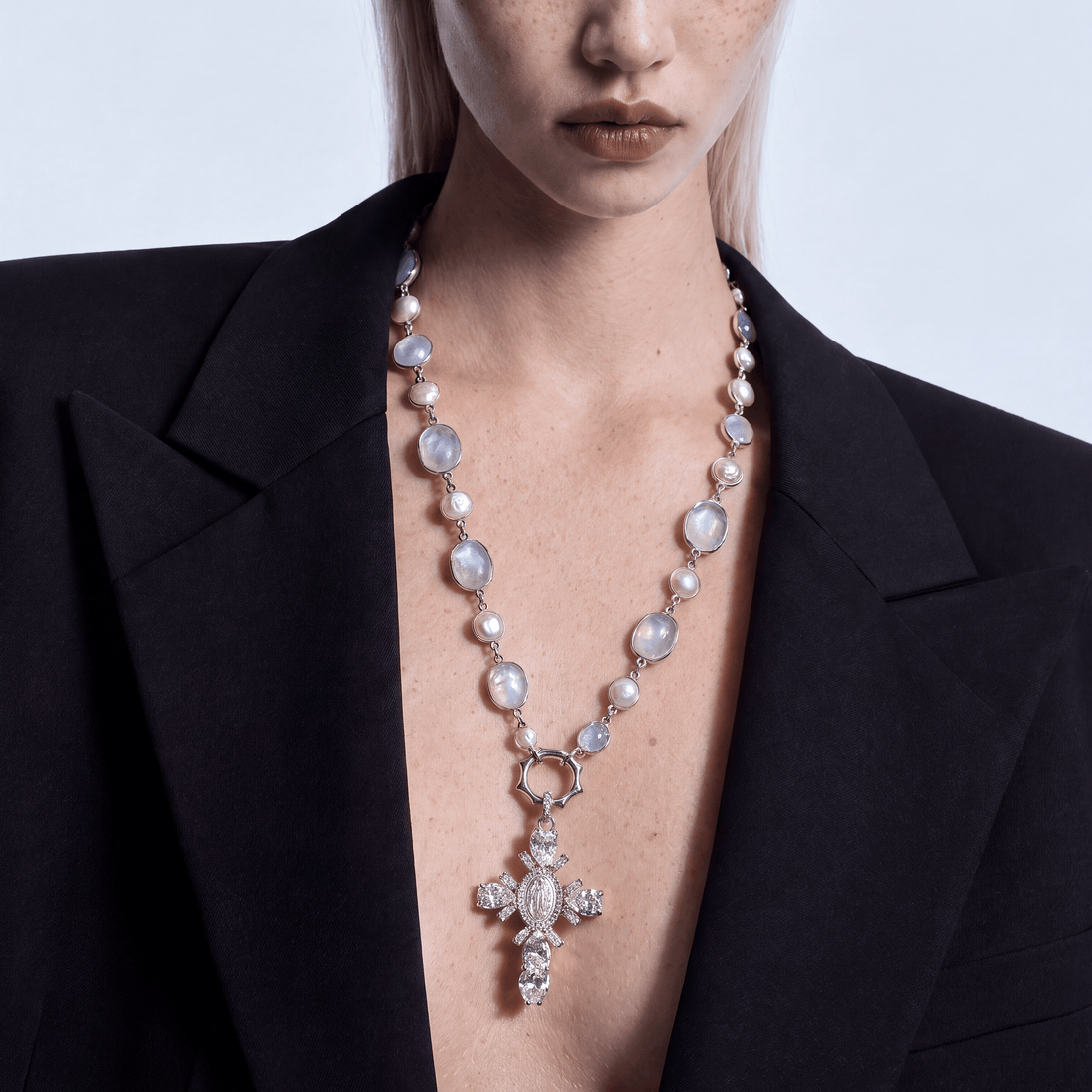 DÁZE CROSS NECKLACE - silver