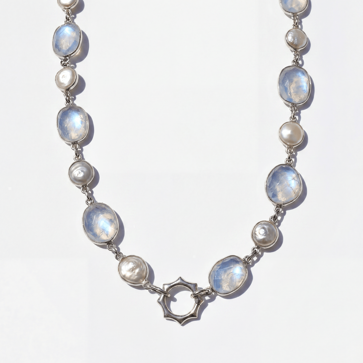 DÁZE CROSS NECKLACE - silver
